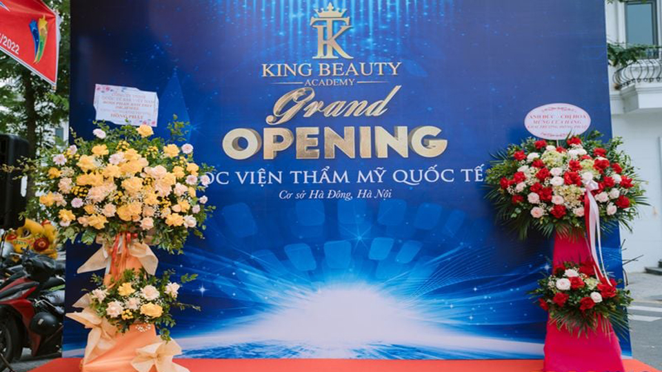in Backdrop Sự kiện